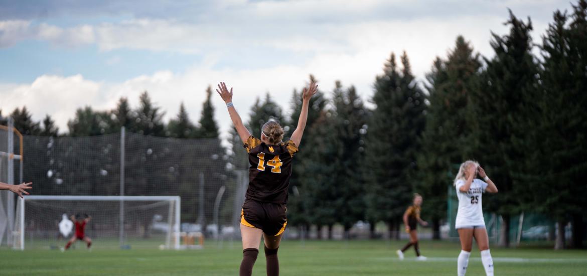 Soccer Snags 1-0 Victory Over Bears in Home Opener